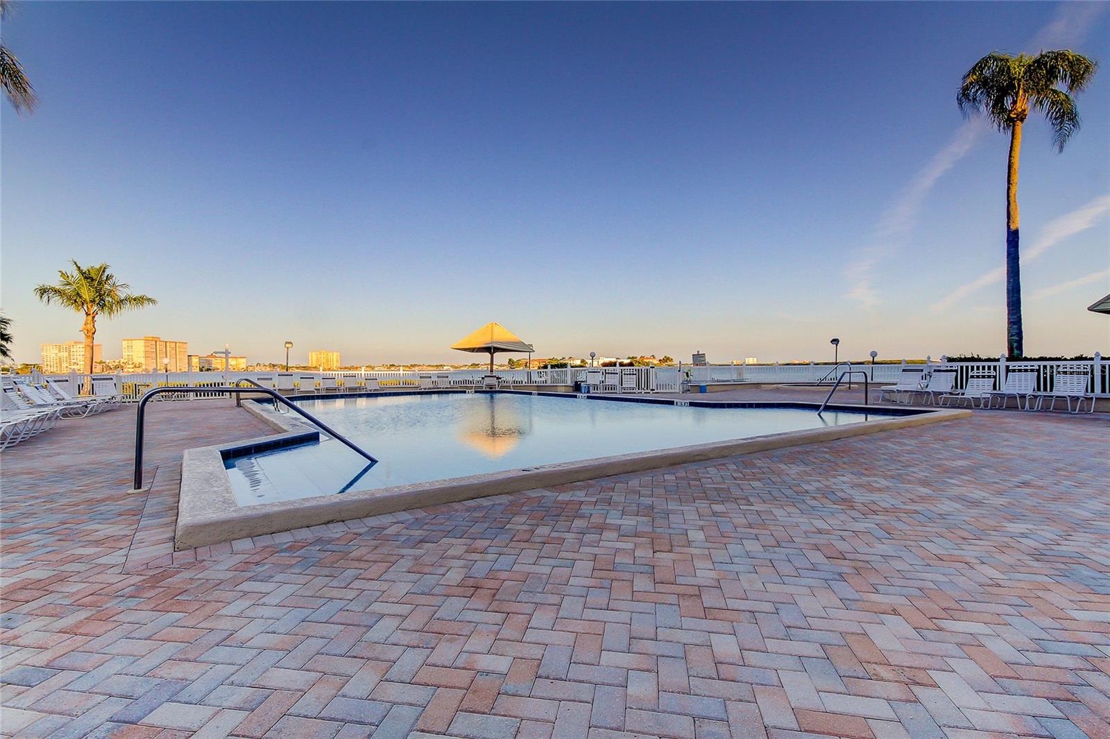 Pool sits right on Boca Ciega Bay