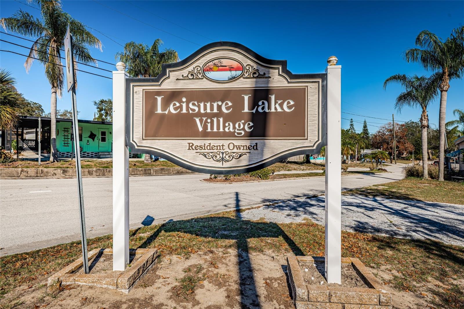 Leisure Lake Village826 Paradise Blvd