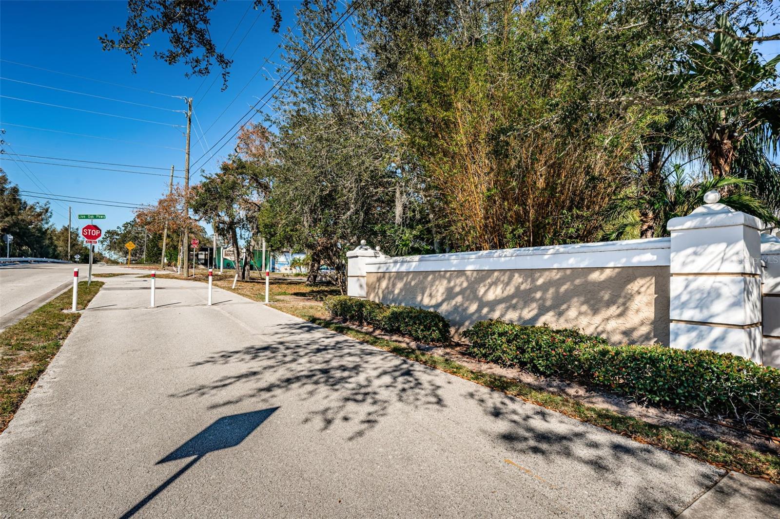 Pinellas Bike Trail826 Paradise Blvd