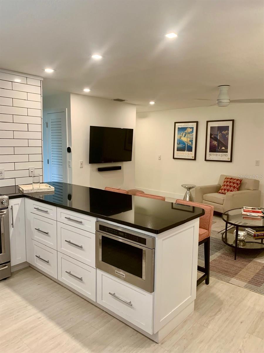 Sleek & Modern Kitchen with built in microwave