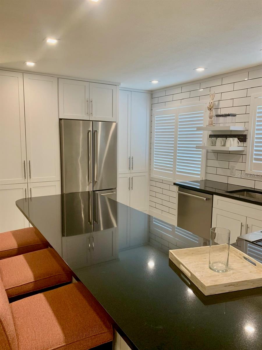 Plenty of Cabinets