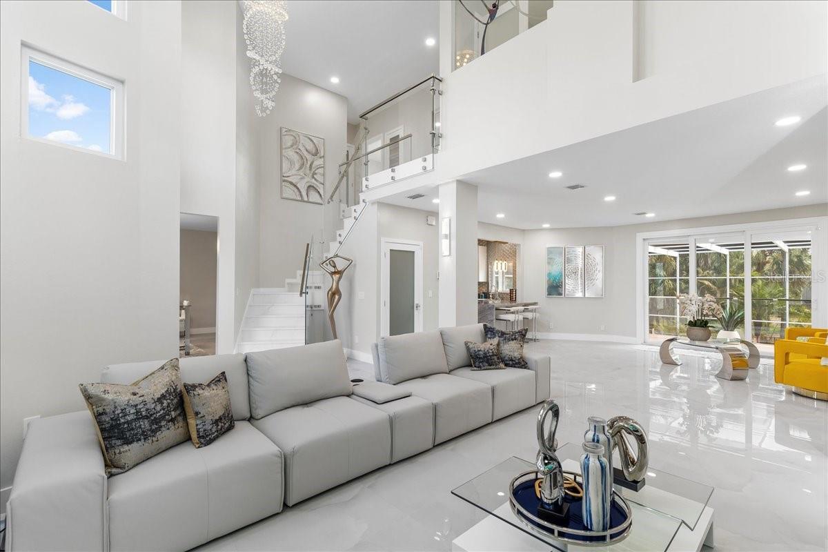 Soaring 20 ft ceiling in family room