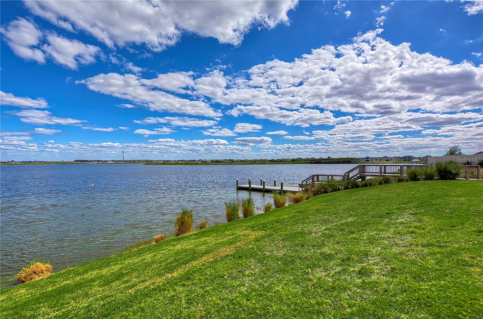 Lucaya Lake