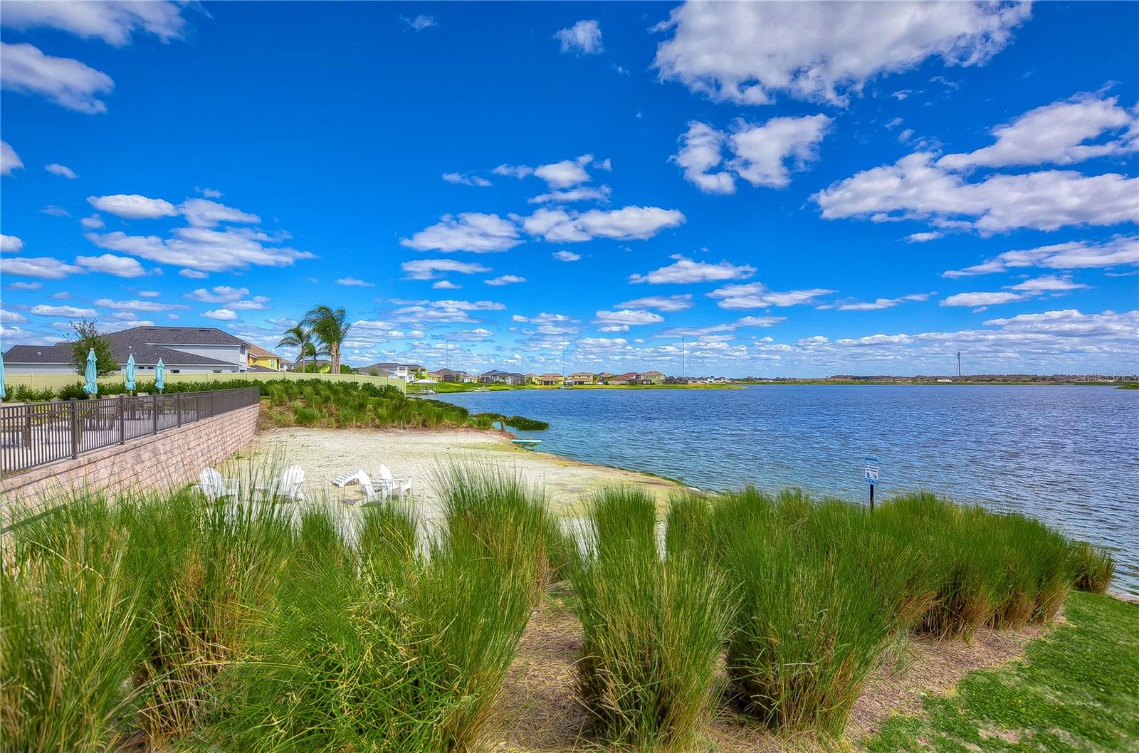 Lucaya Lake