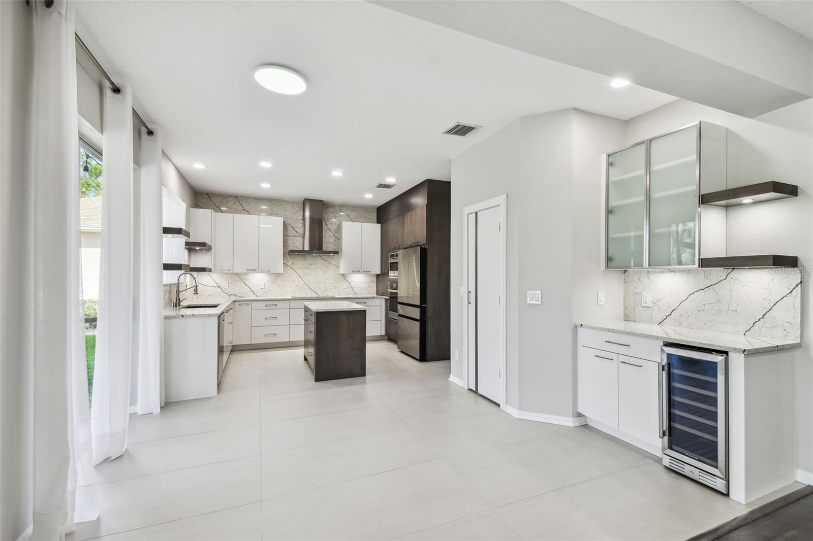 Luxurious Remodeled Kitchen