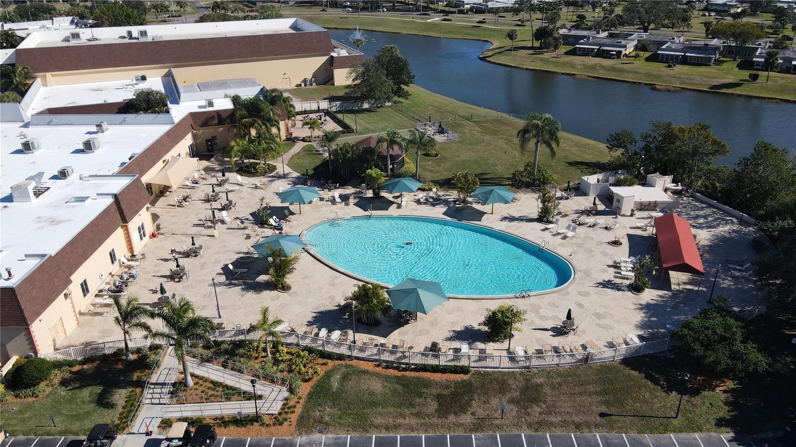 N Club Pool