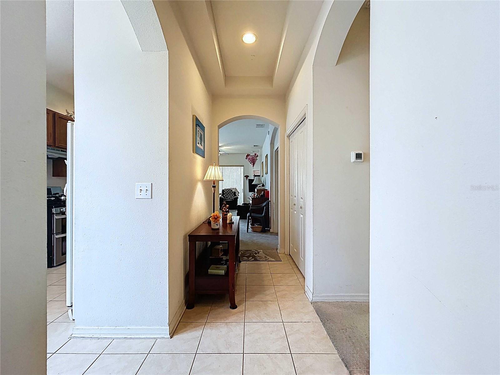 ENTRYWAY- THE KITCHEN IS ON THE LEFT!