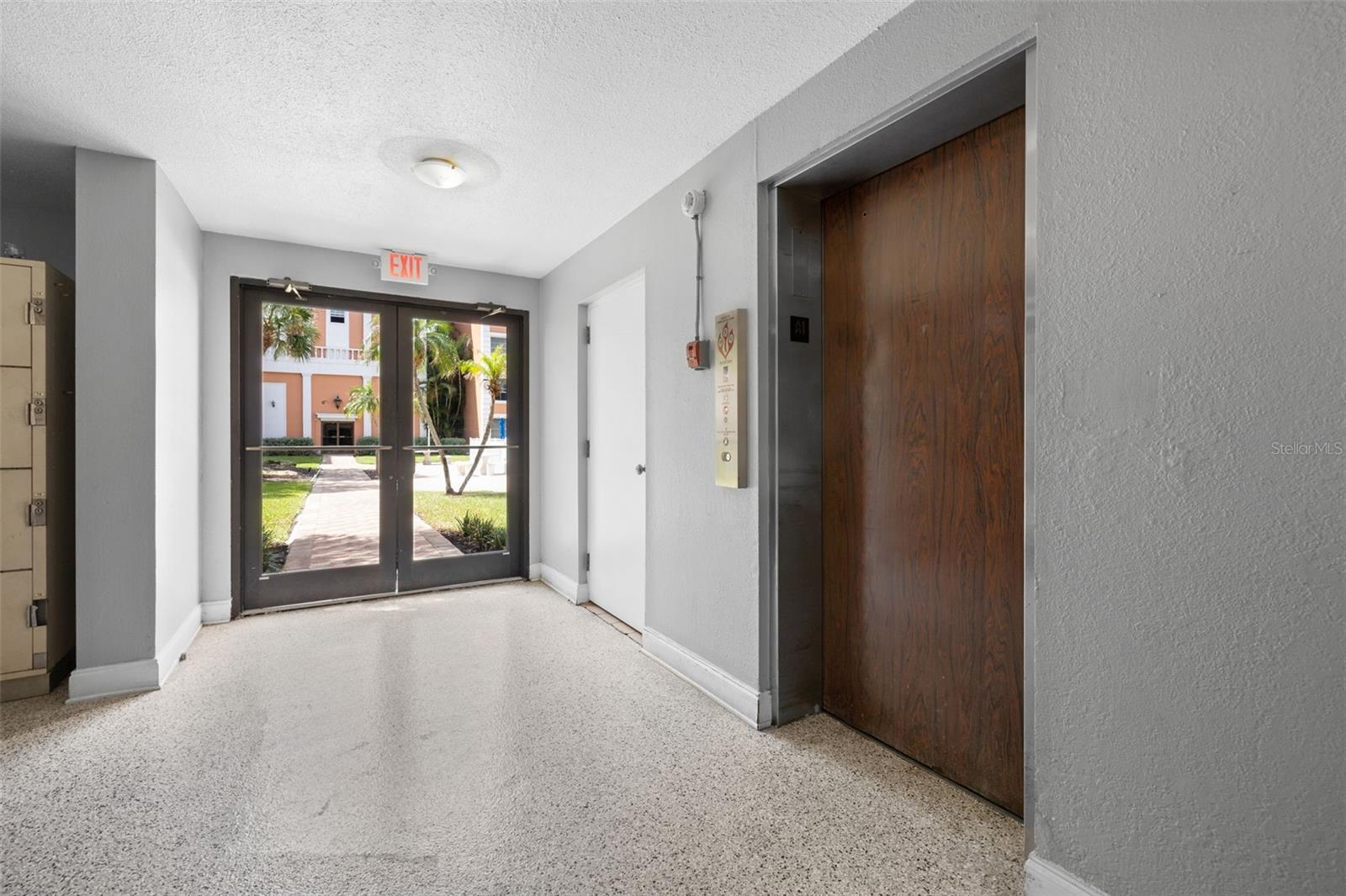 Elevator, entry to the pool