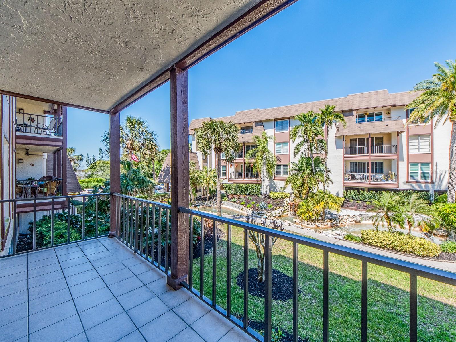 LARGE TILED BALCONY