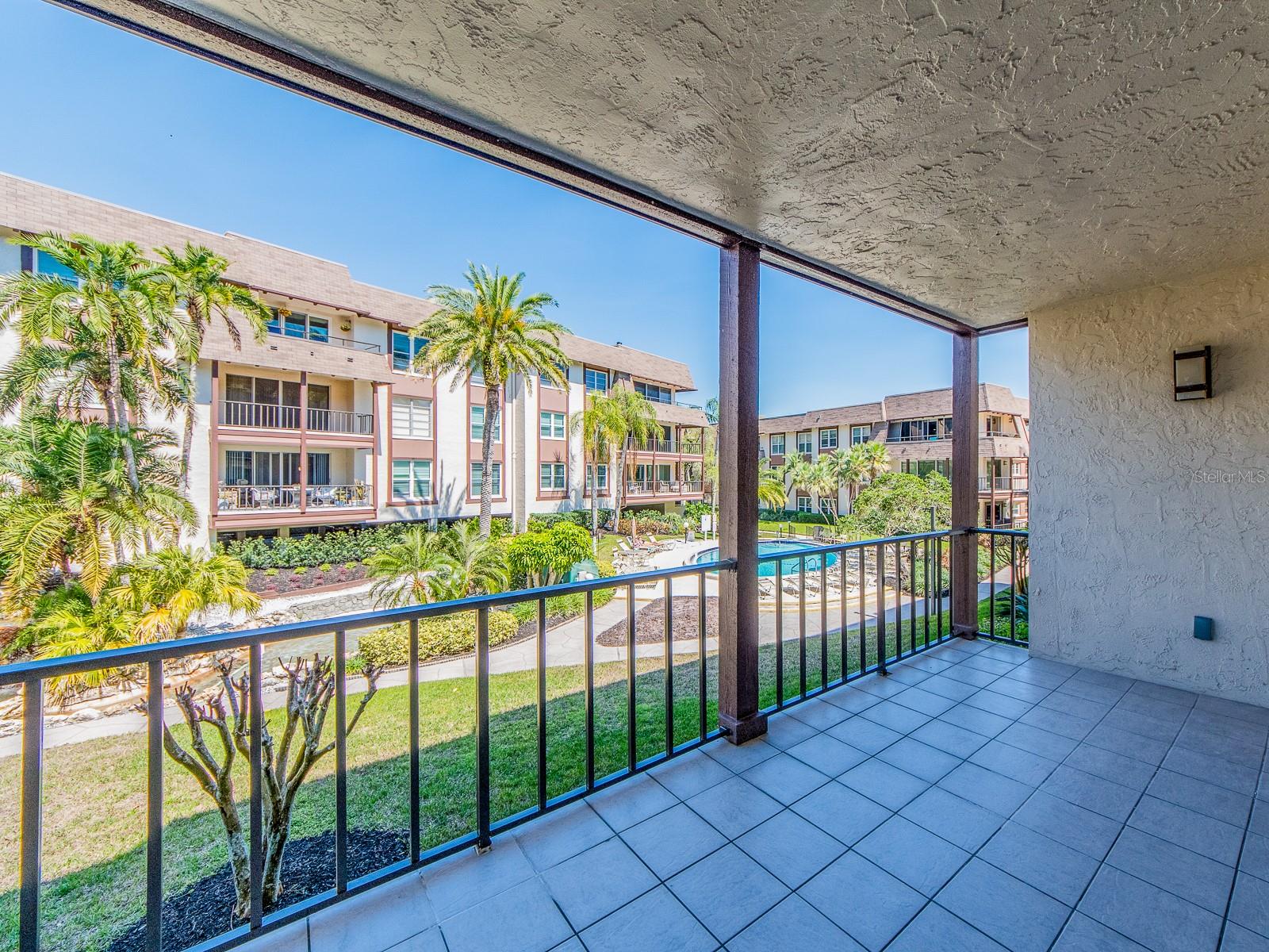 LARGE TILED BALCONY