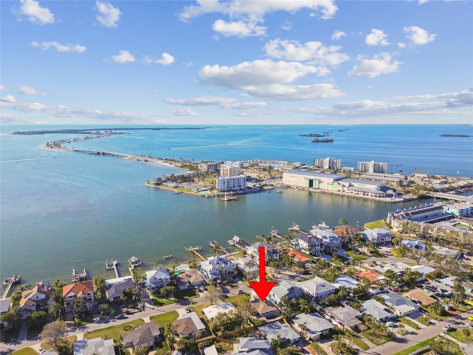 2451 BAYWOOD DR W DUNEDIN . YES, A short stroll or bikeride to the delightful Dunedin causeway in the distance!