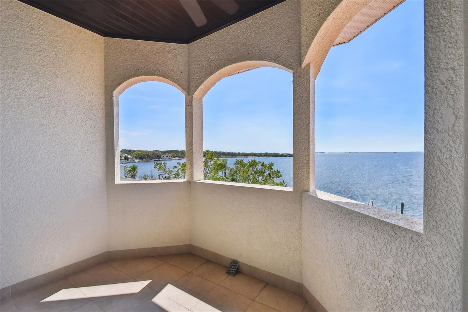 3rd Level Balcony Views Cypress Ceiling