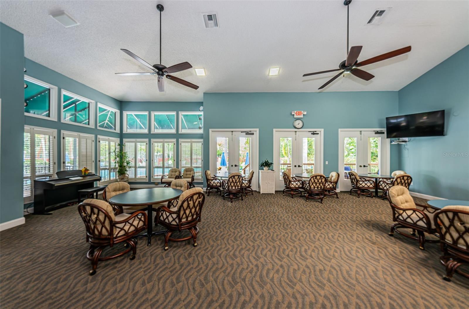 Dining/Gathering RoomS Pointe Alexis Dr, Tarpon Springs, FL 34689