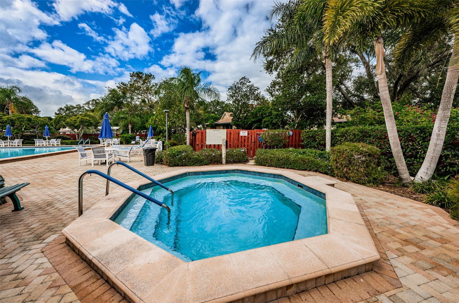 Heated Community SpaS Pointe Alexis Dr, Tarpon Springs, FL 34689