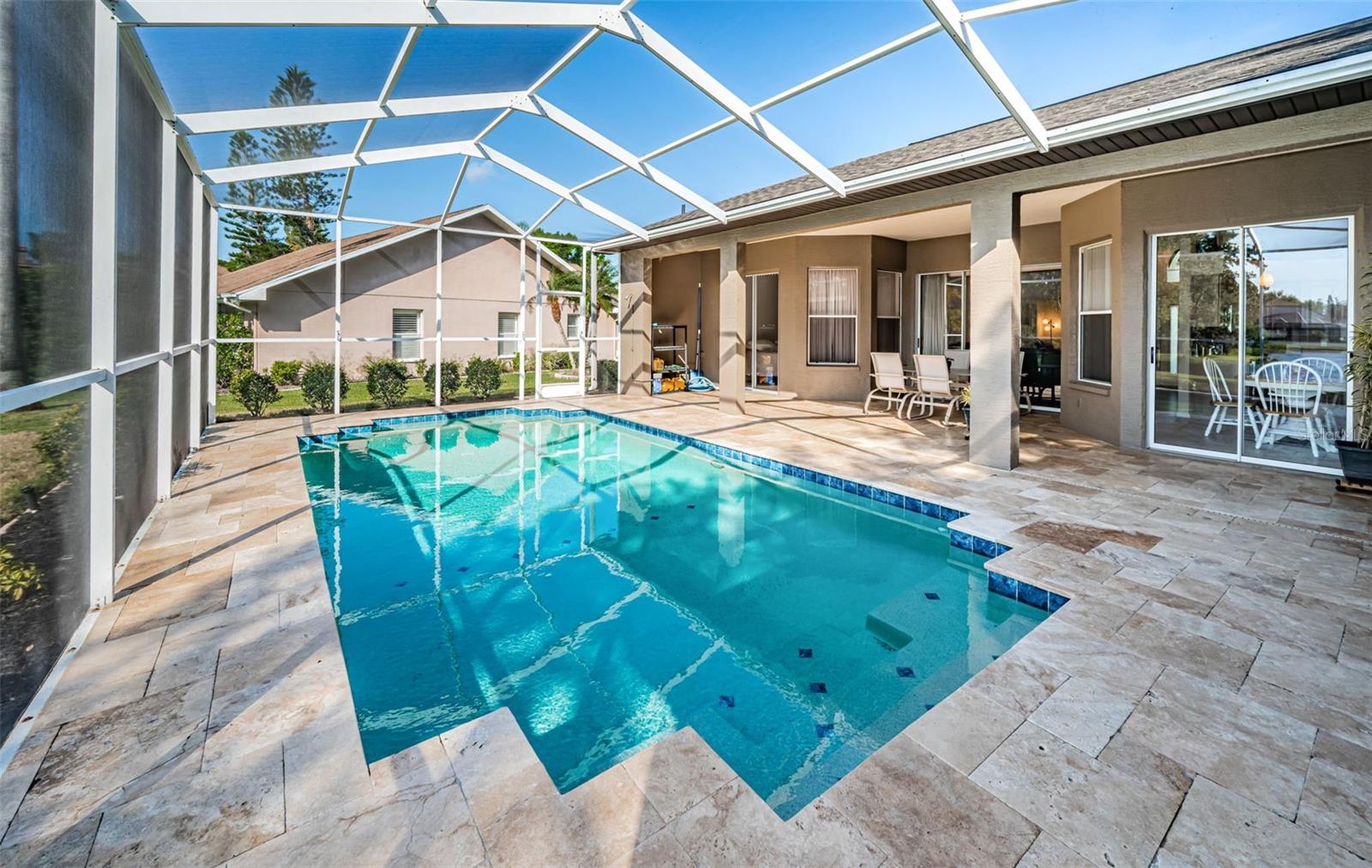 Travertine Decking - Florida Living at its Finest