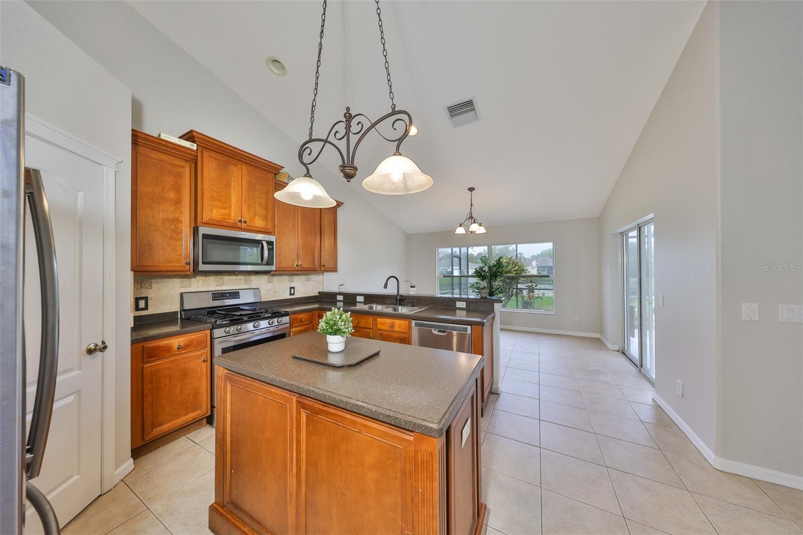 A Walk-in Pantry too!