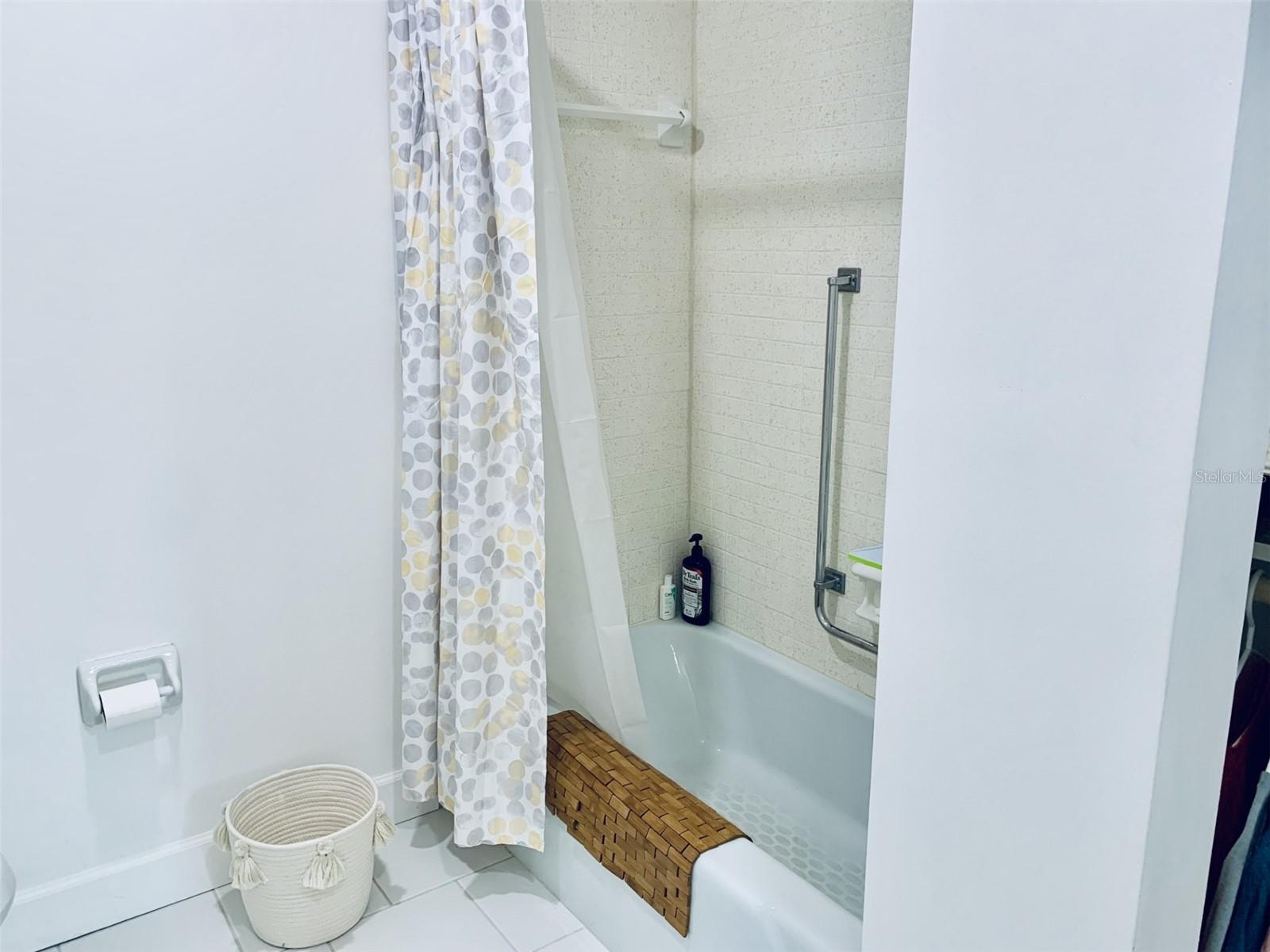 Primary bath tub/shower