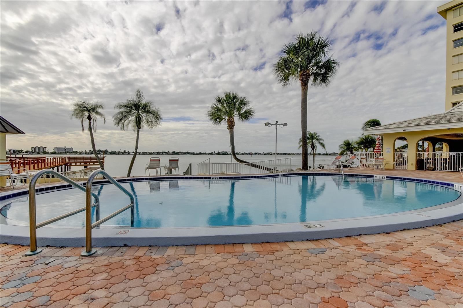 The pool overlooking the Intracoastal Waterway