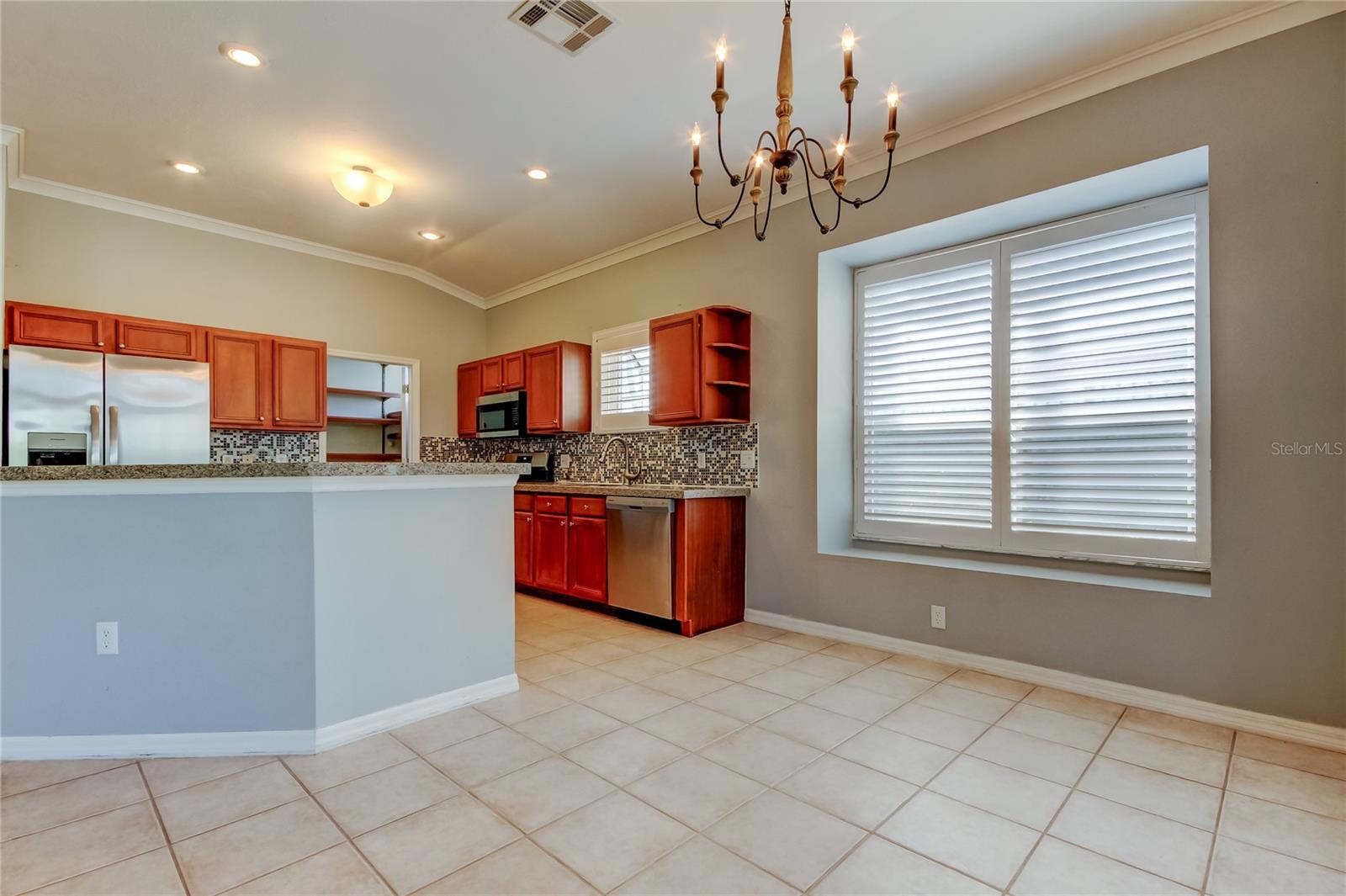 Kitchen eating area