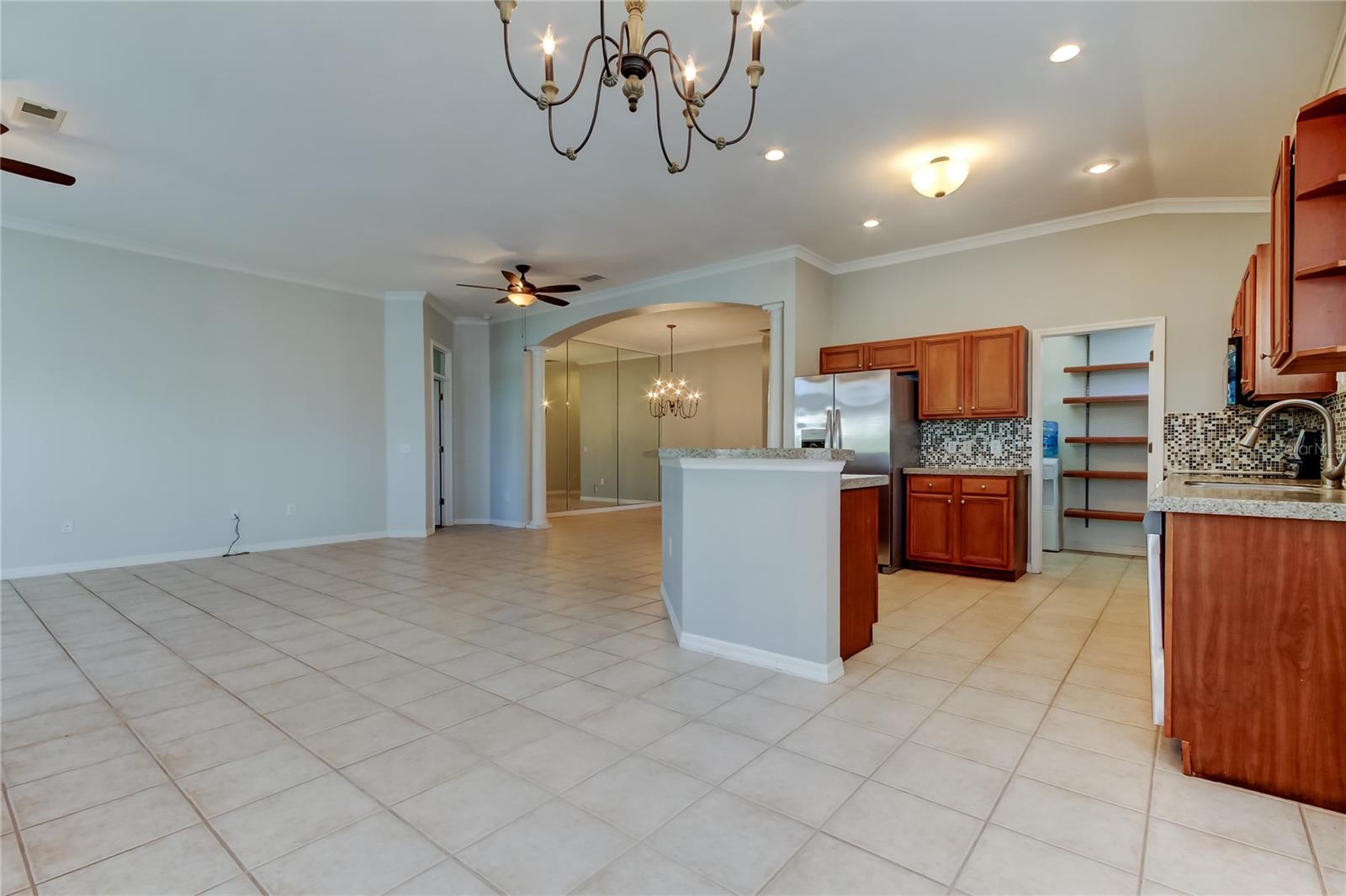 Kitchen eating area