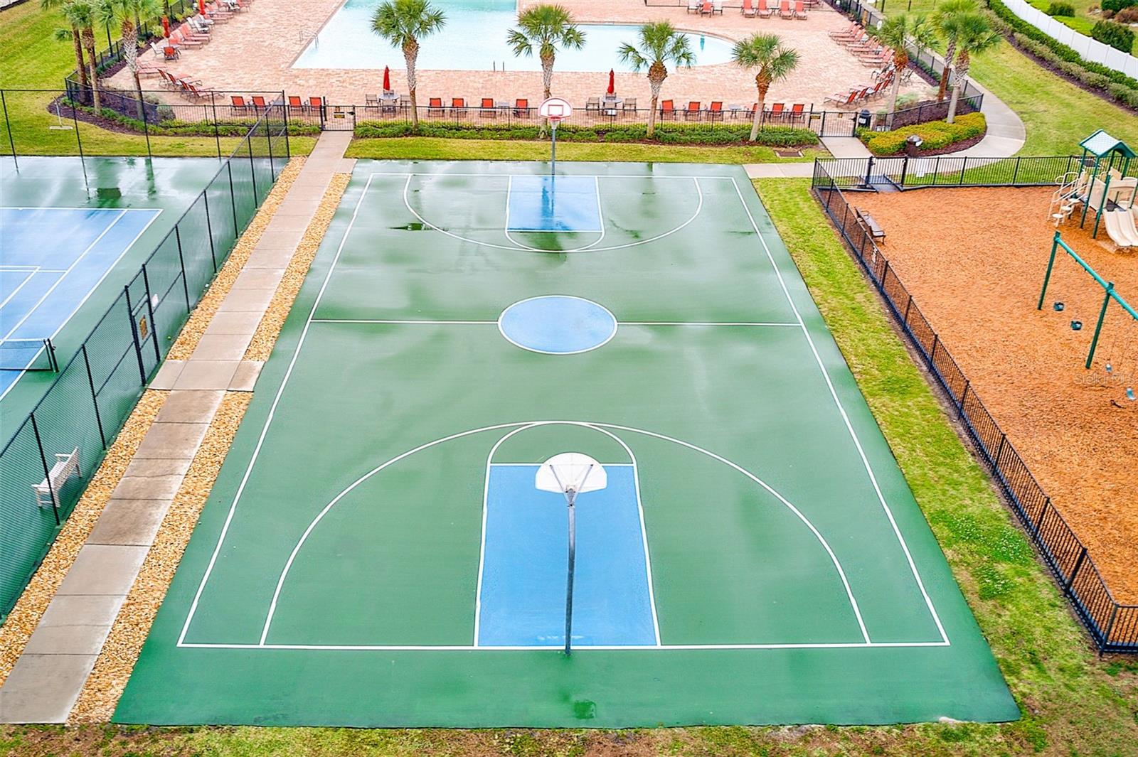 BASKETBALL COURT