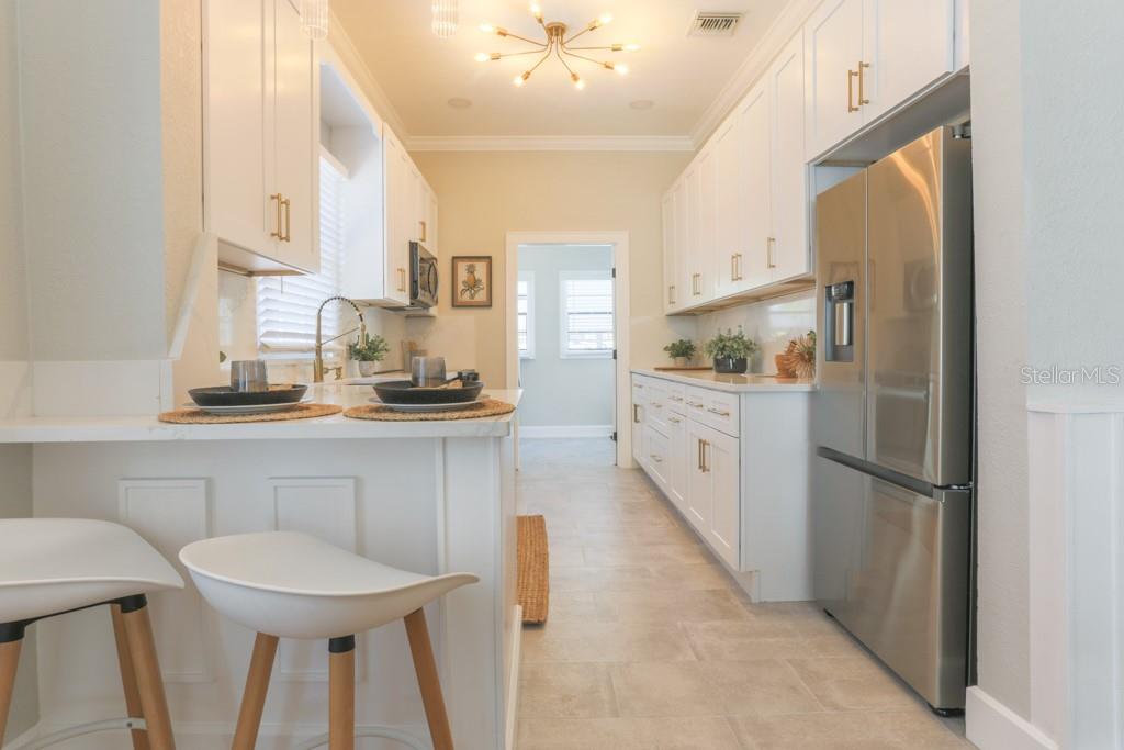 Kitchen Bar Seating Area