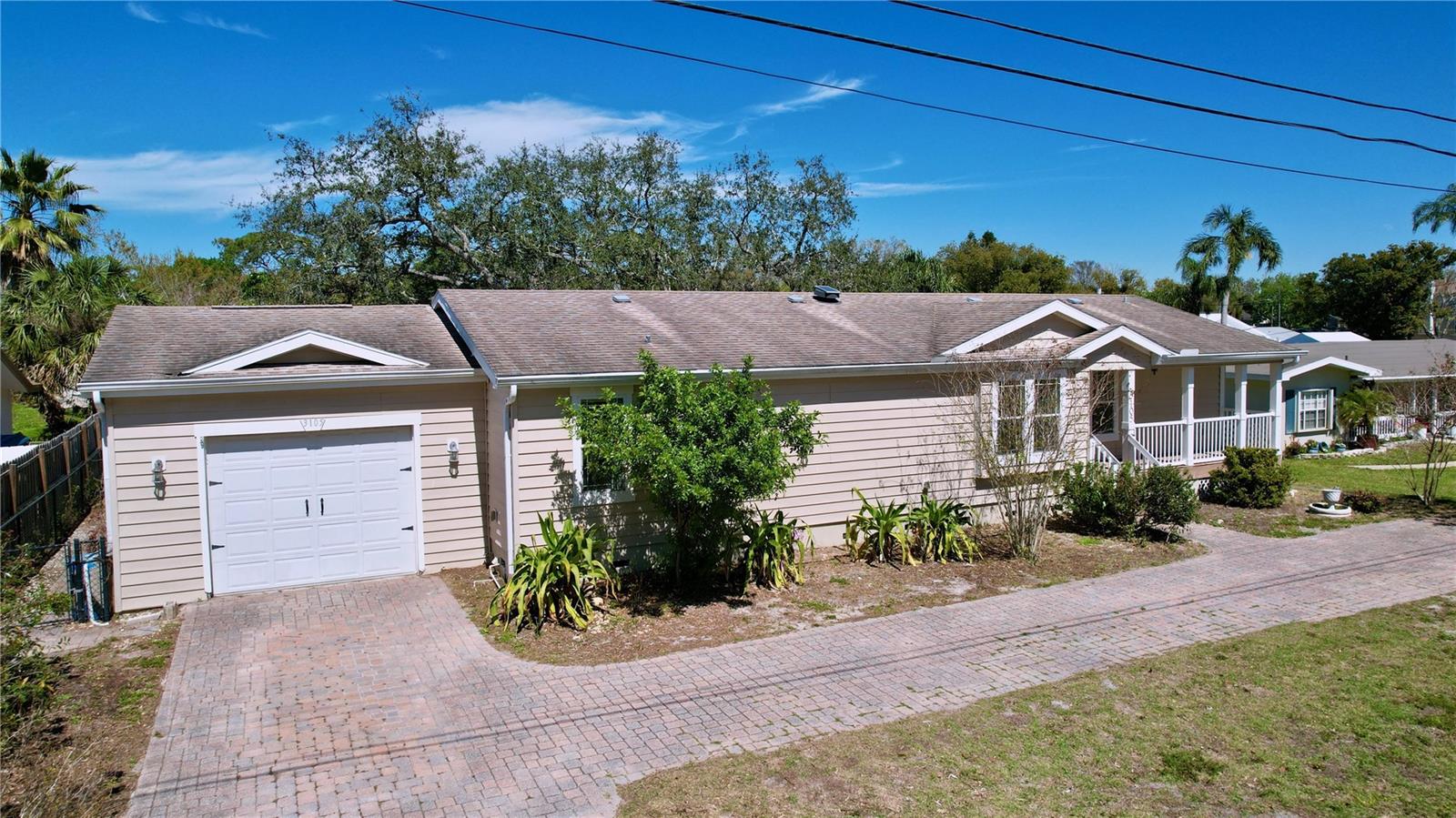 canal pool home