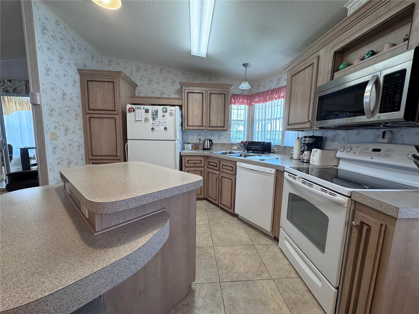 Spacious Kitchen with an island.