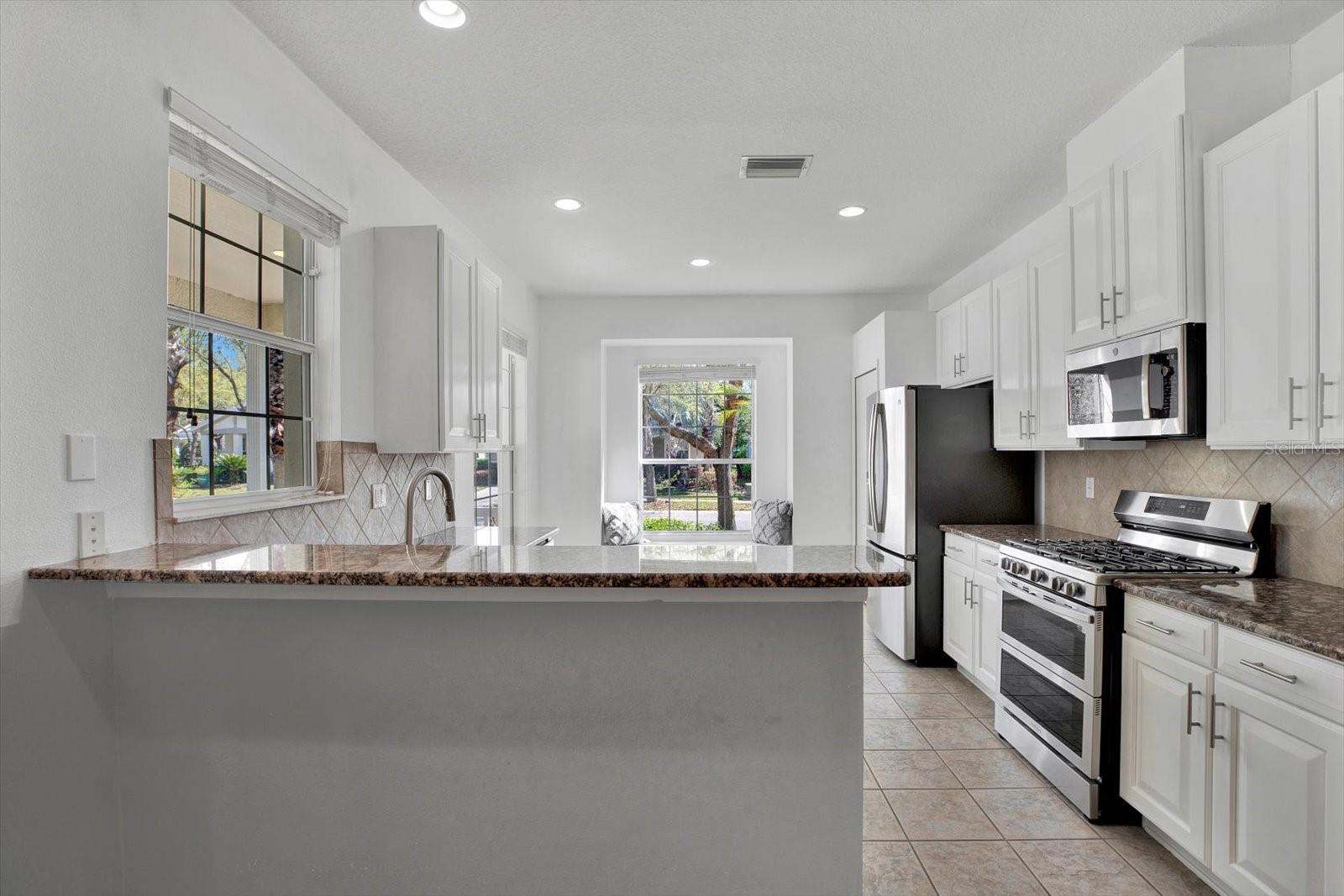 Beautiful kitchen with breakfast bar