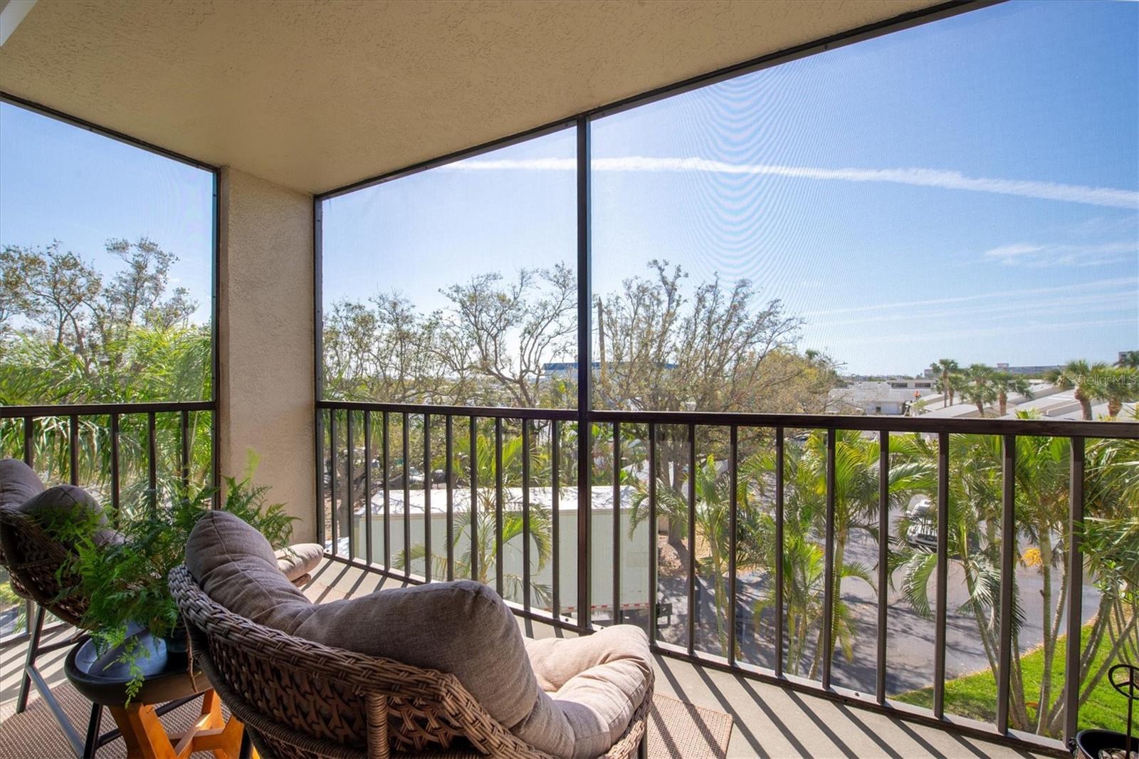 Outdoor Screened Patio