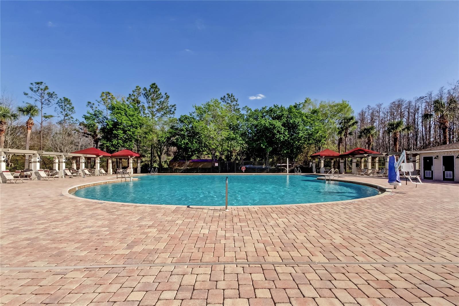 Meadow Pointe 3 amenities - Pool