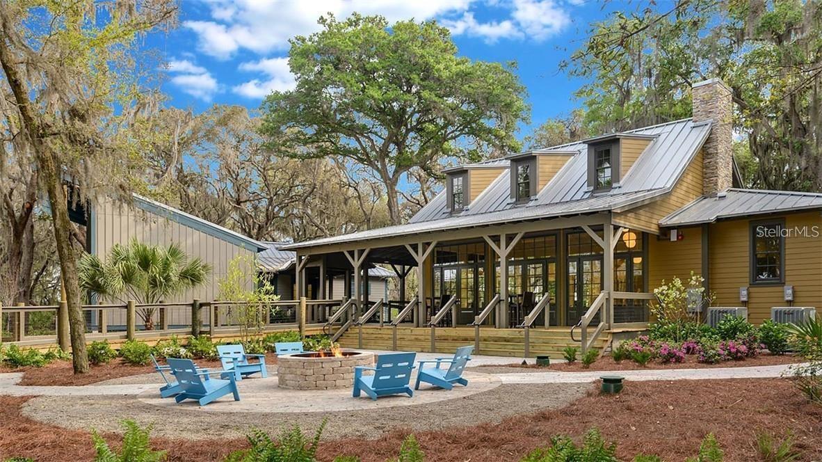 Lake House
