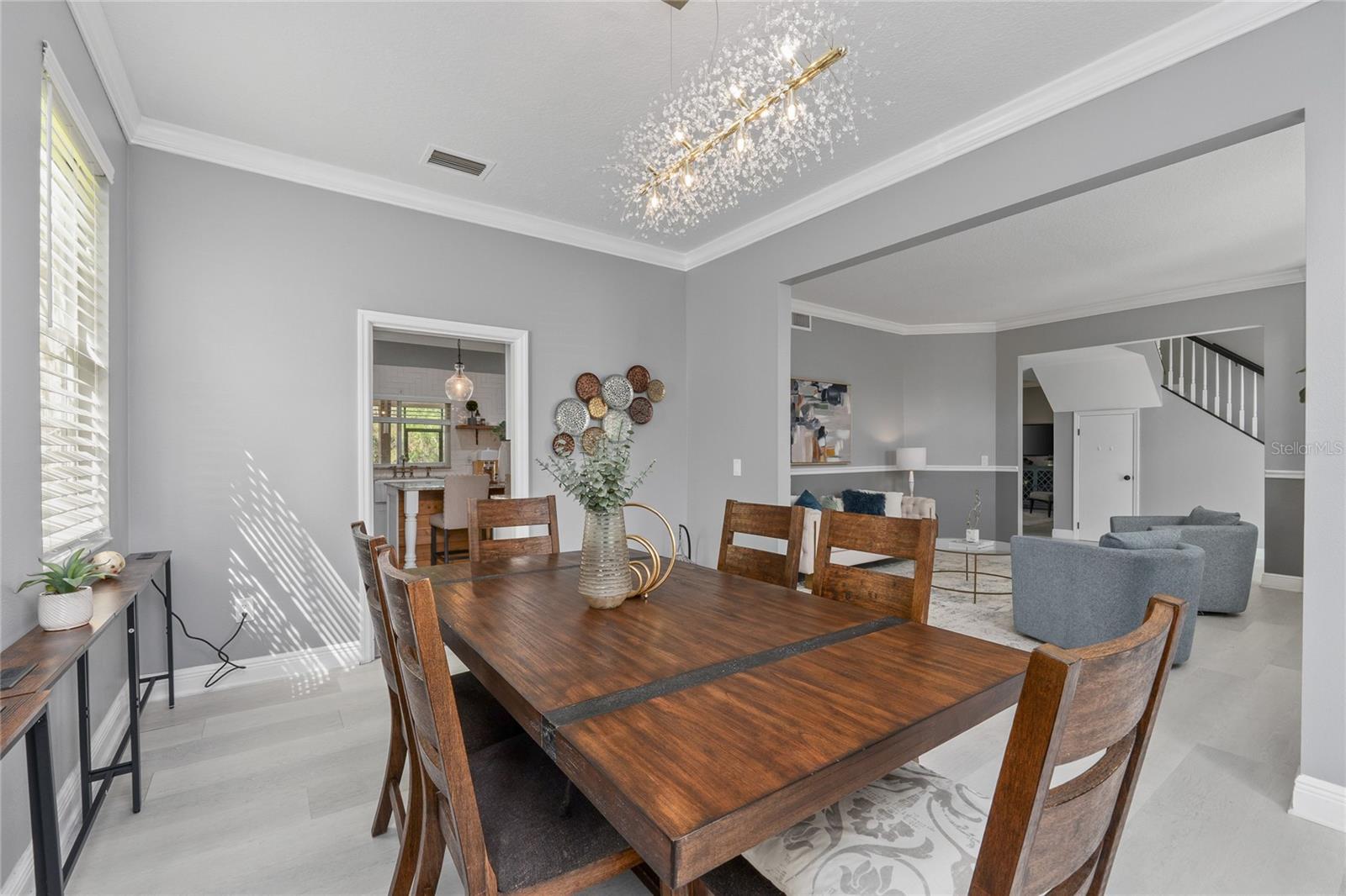 Dining room!