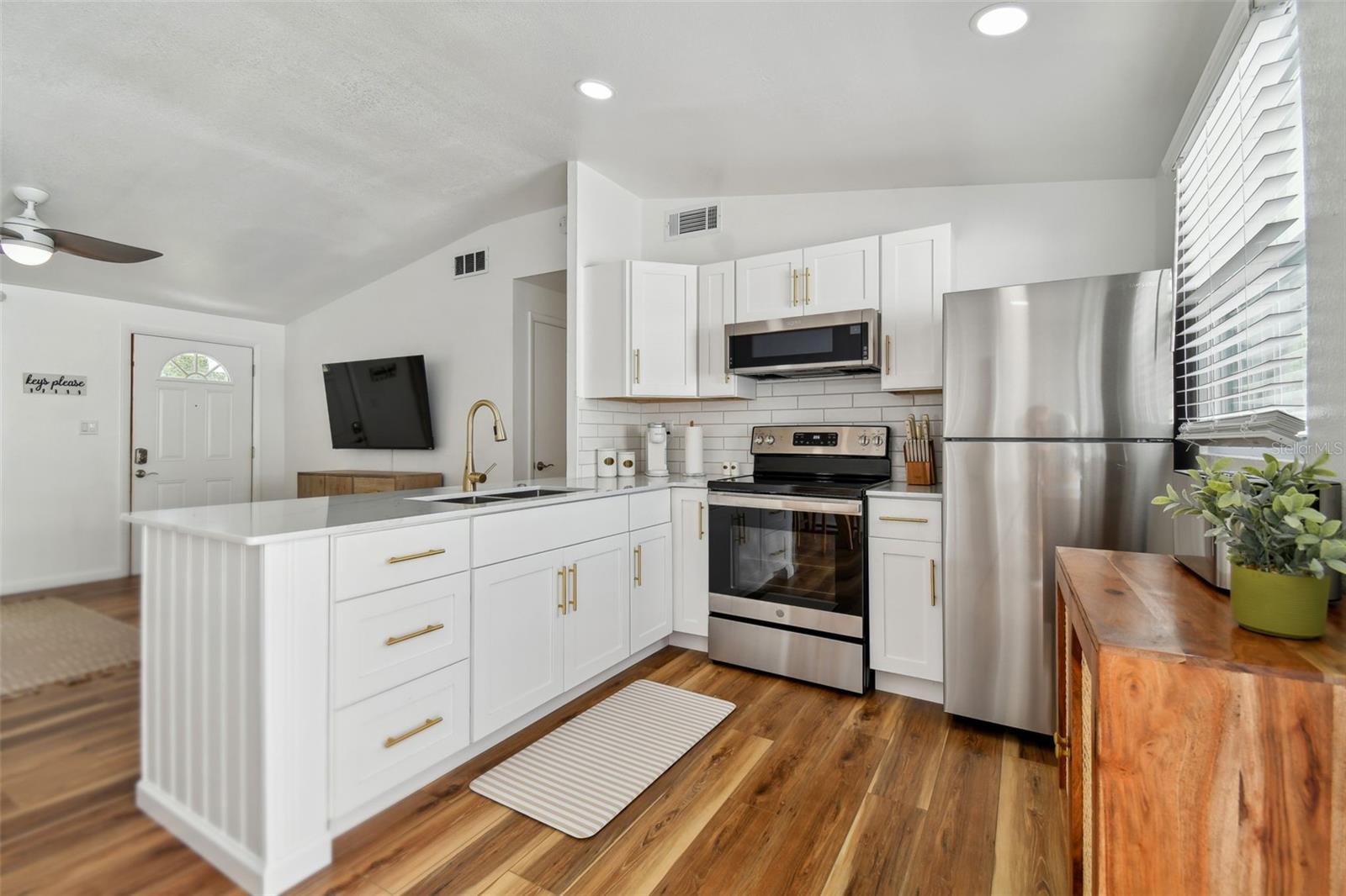 This kitchen is stunning!
