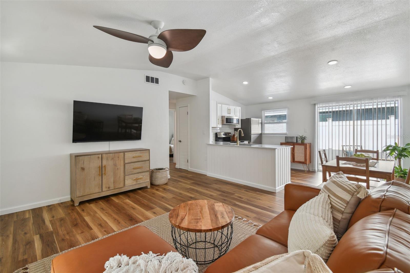 Open and airy living!