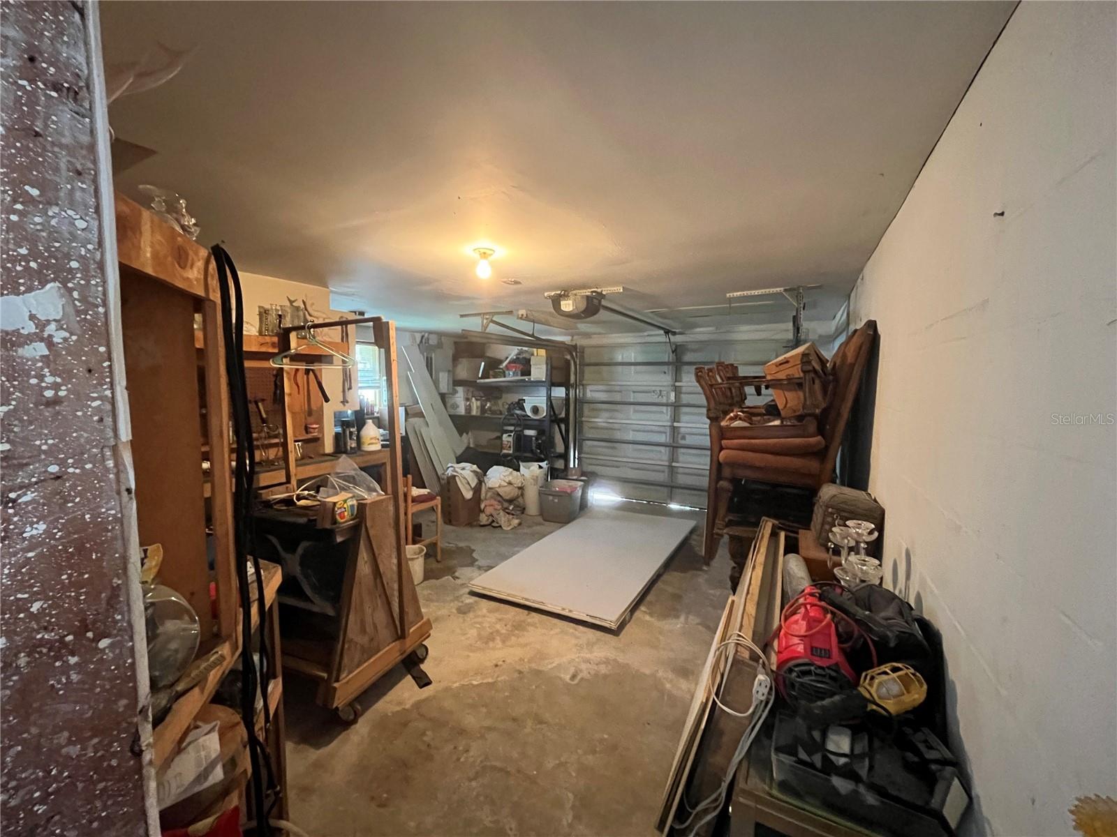 1 car garage