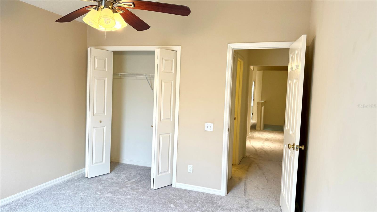 2nd Bedroom Closet