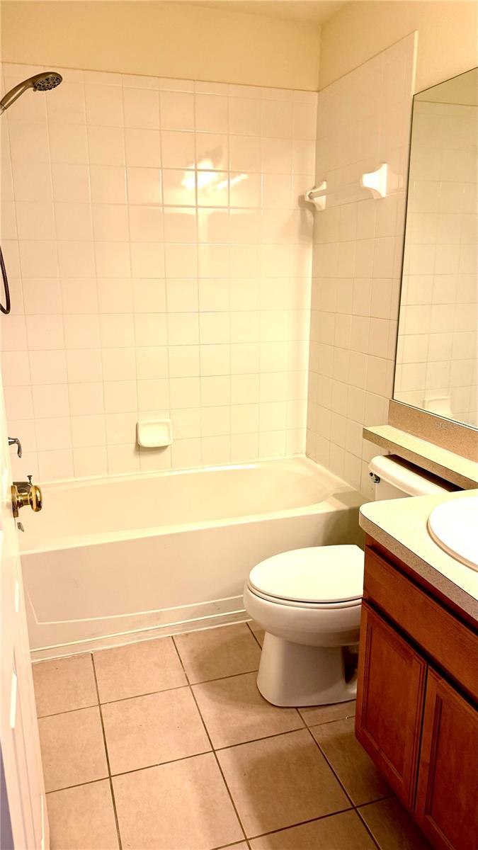 2nd Bathroom