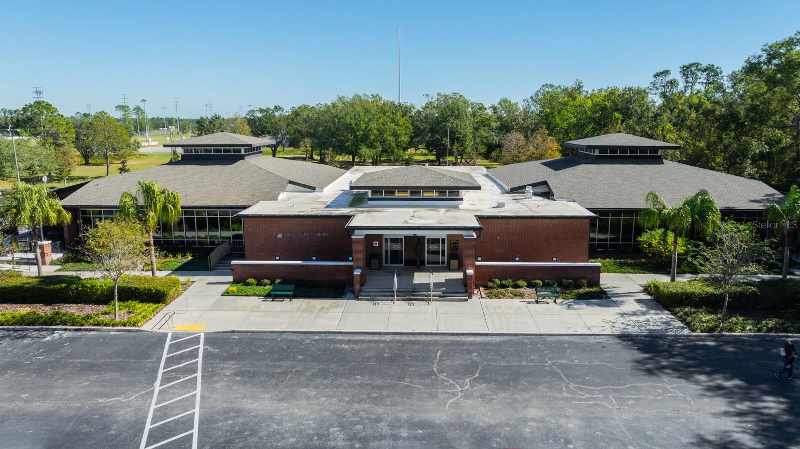 Land O Lakes Library