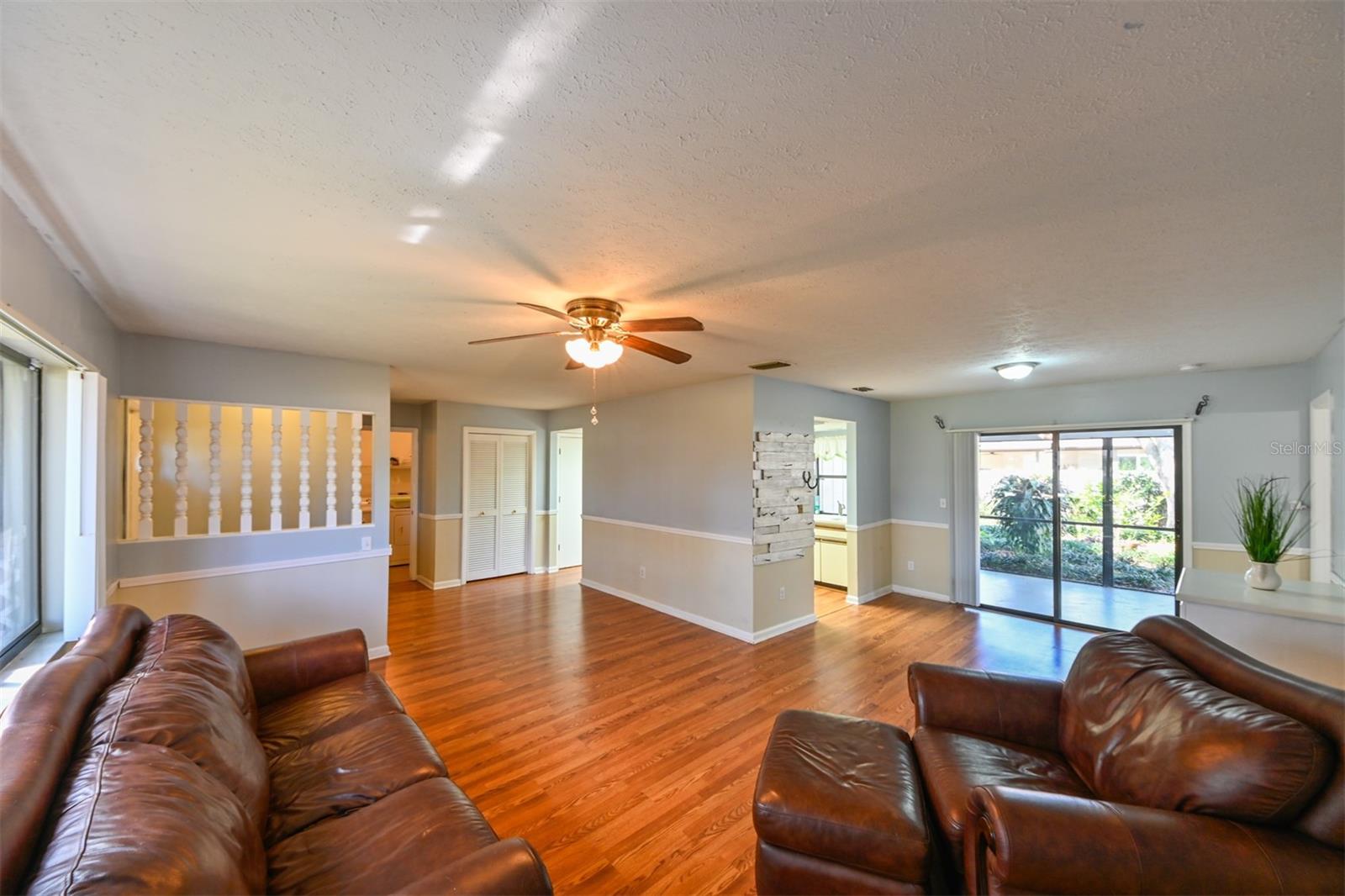 L Shaped Formal Living Room/Dining Room