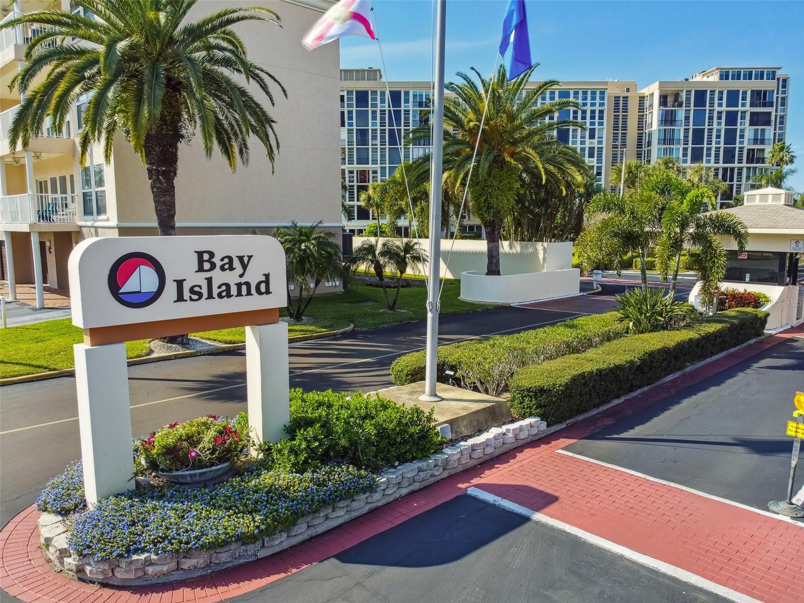 Entrance to Bay Island community