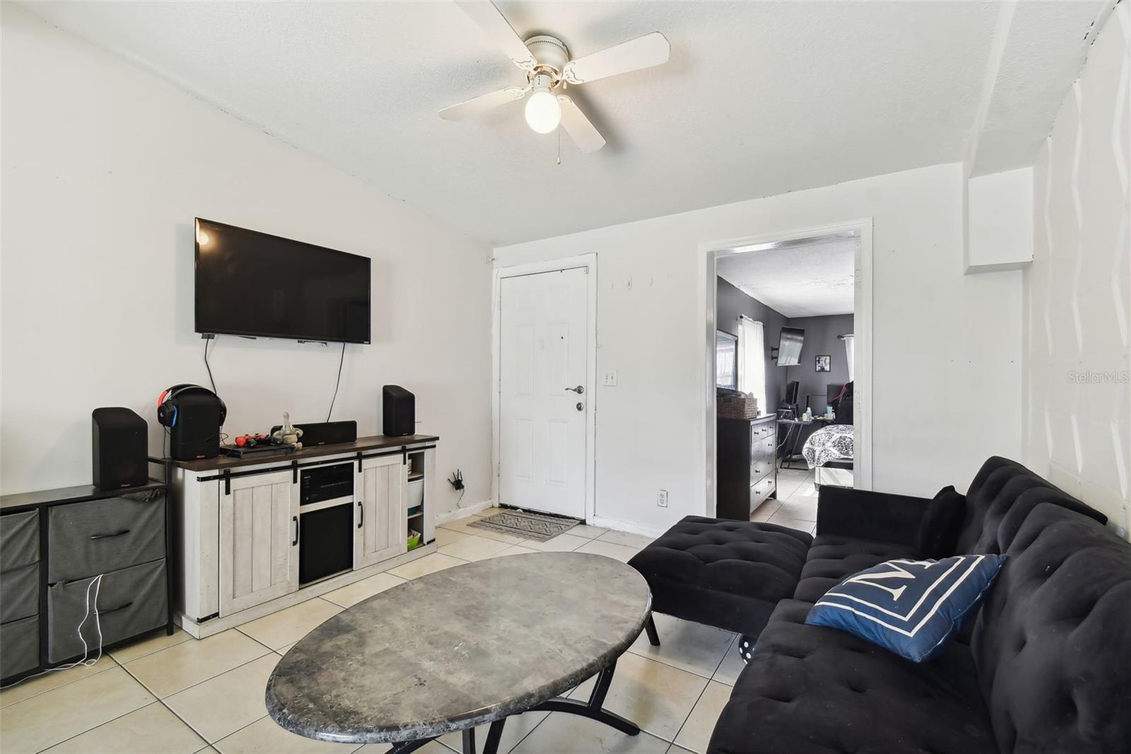 Living room/ entrance to Primary bedroom