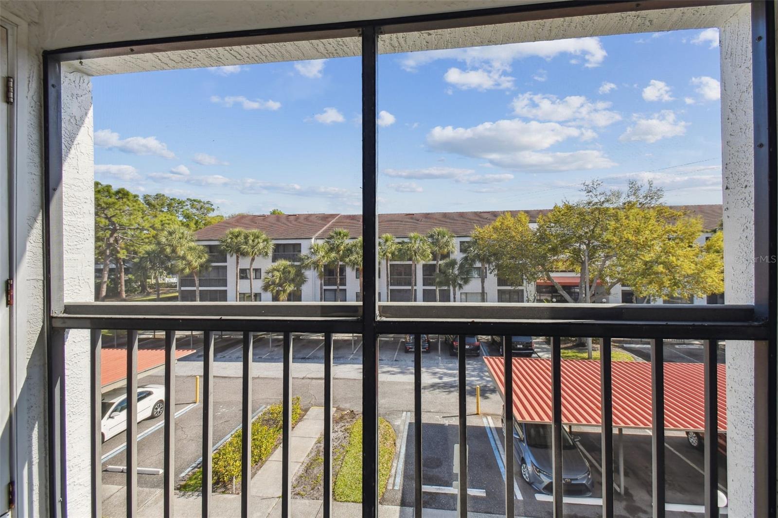 Master Bedroom balcony