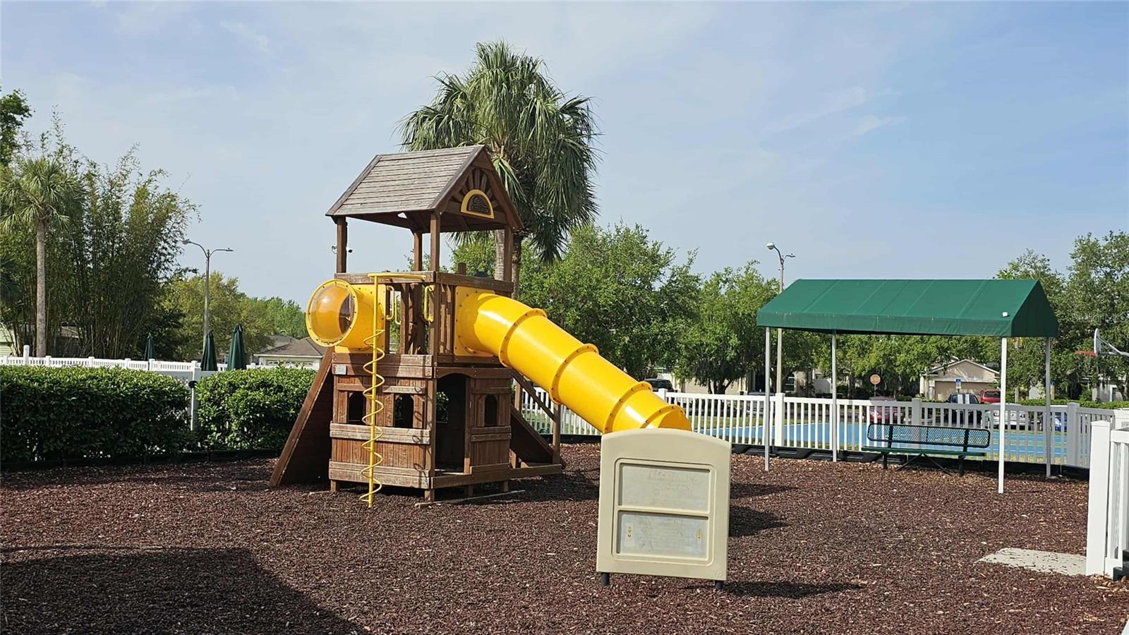 TB8362632