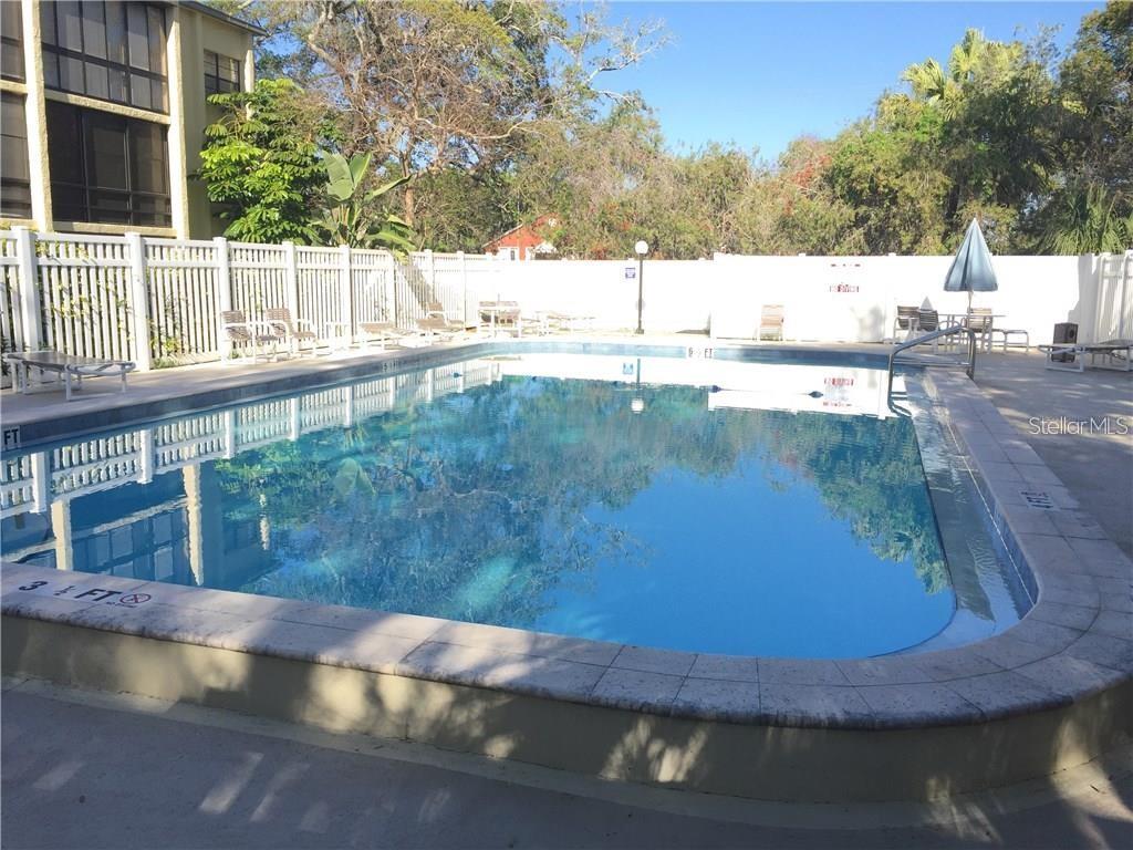 Second pool at Lakeview of Largo