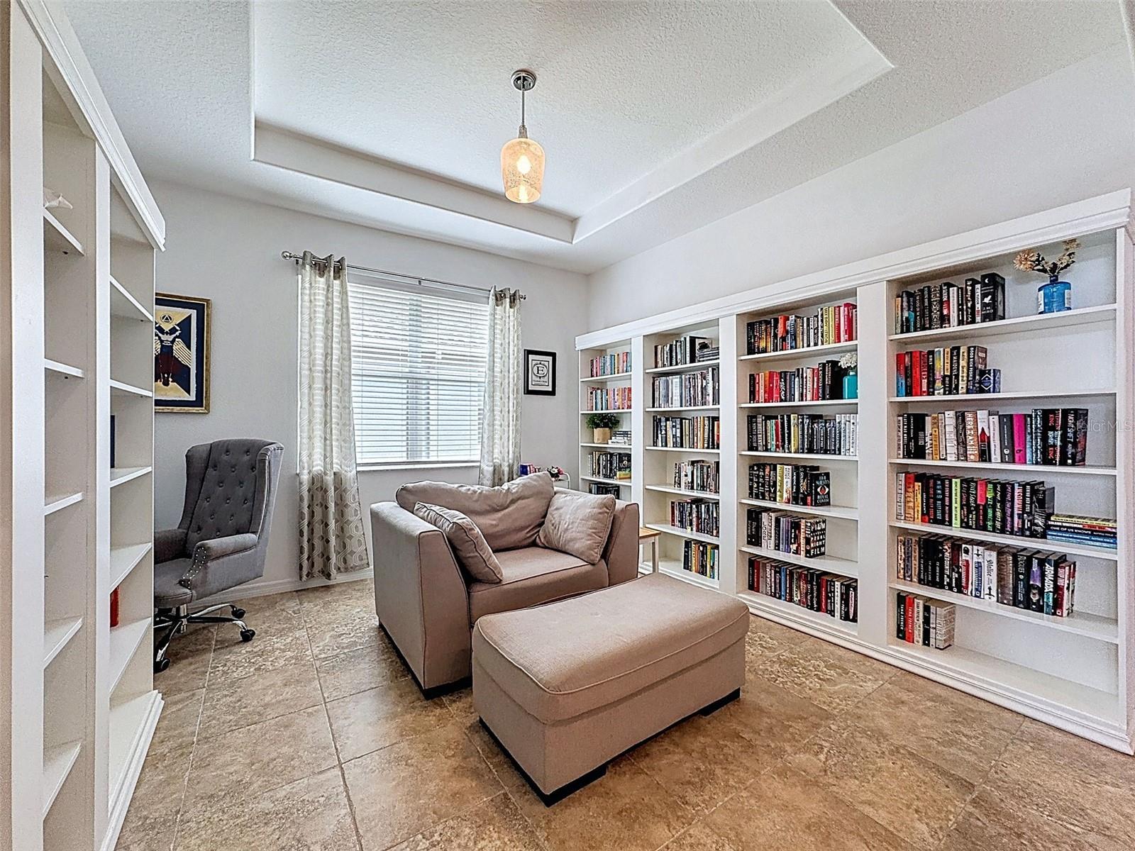 TRAY CEILING, NEUTRAL TILE AND PAINT IS YOUR CANVAS...