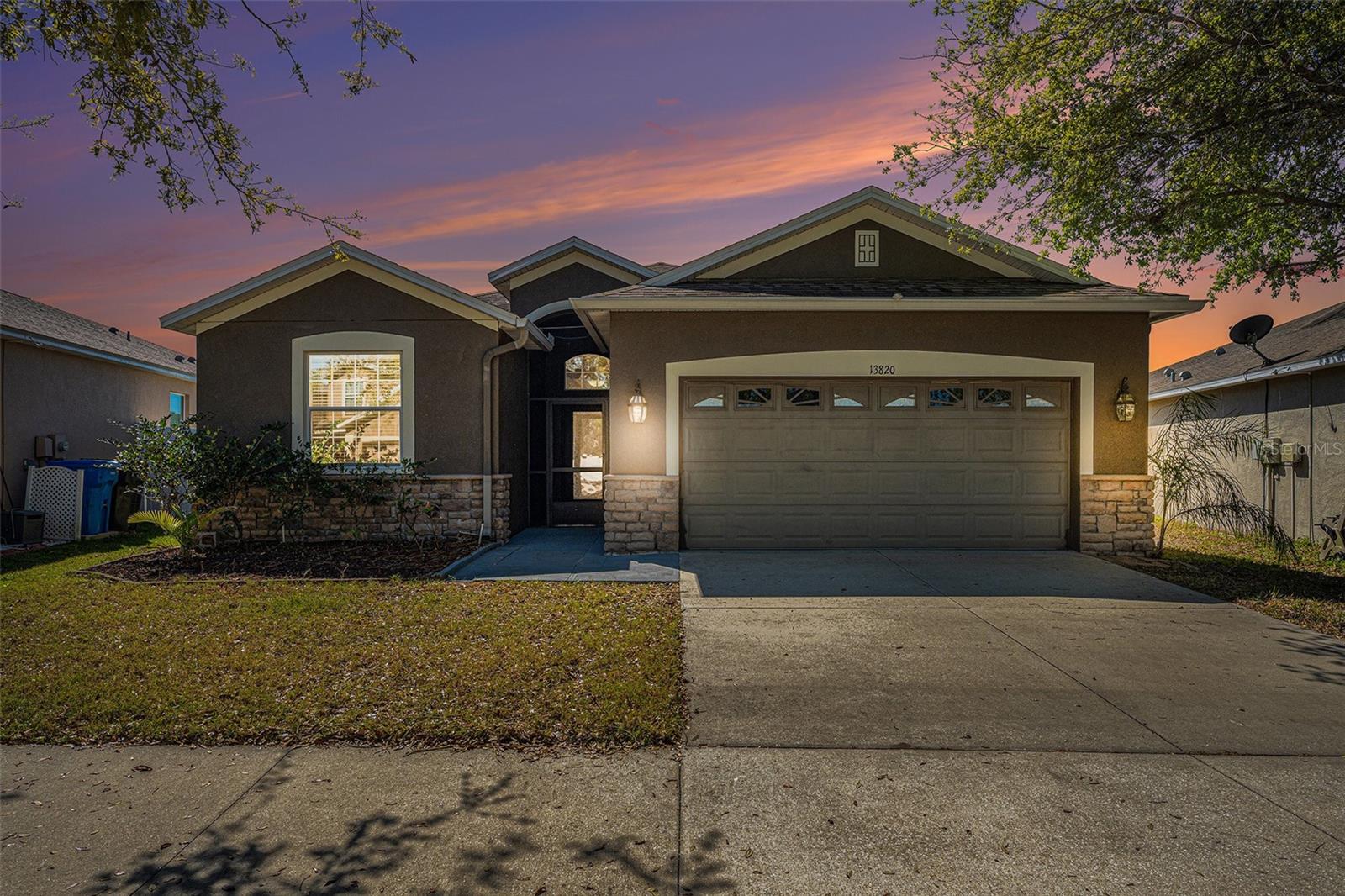 13820 Chalk Hill Place Riverview, FL - South Fork