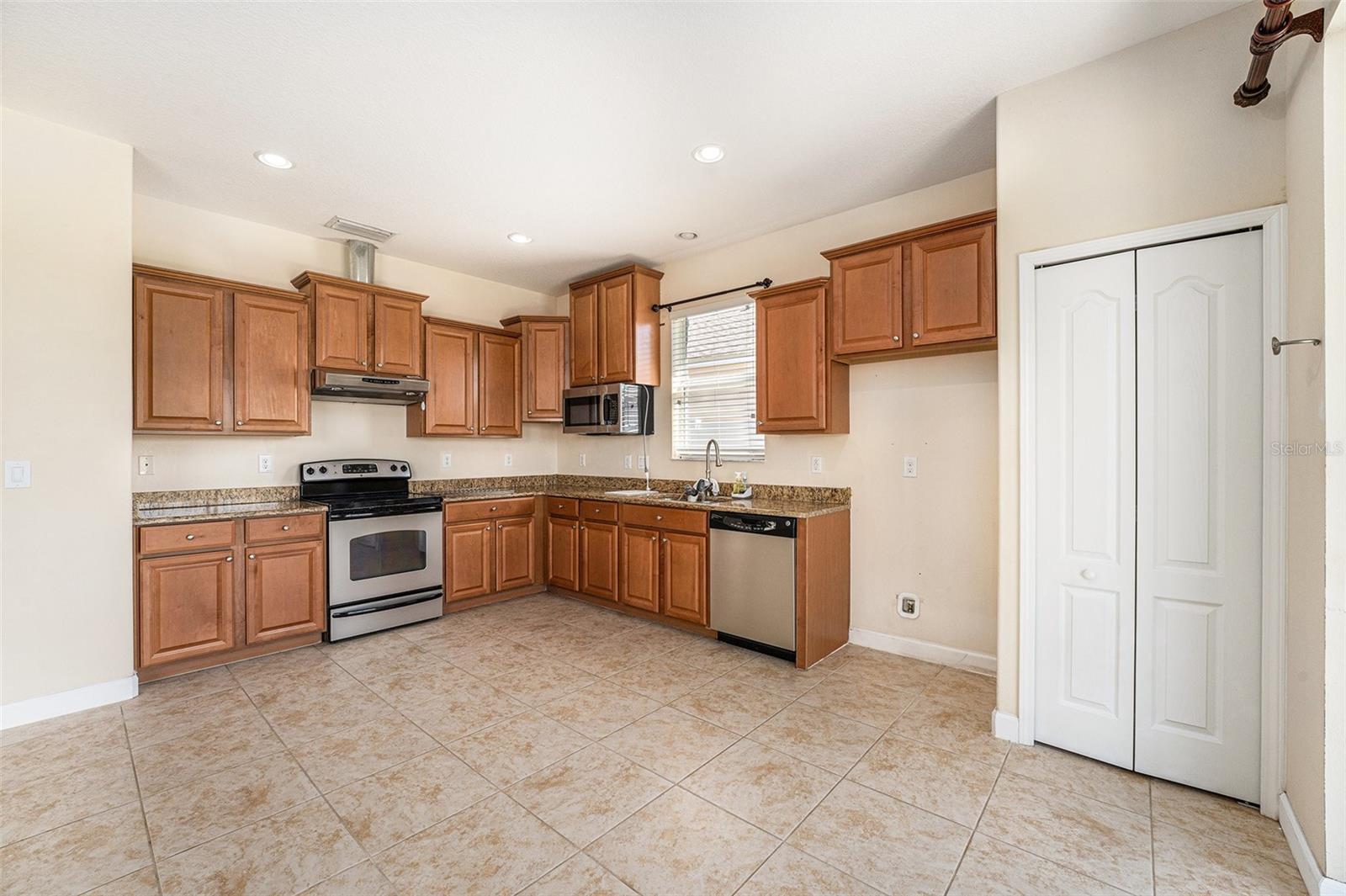 13820 Chalk Hill Place Riverview, FL - South Fork