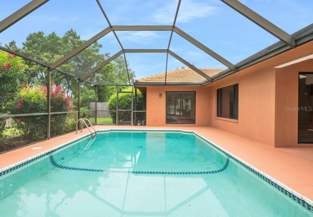 Sparkling Pool