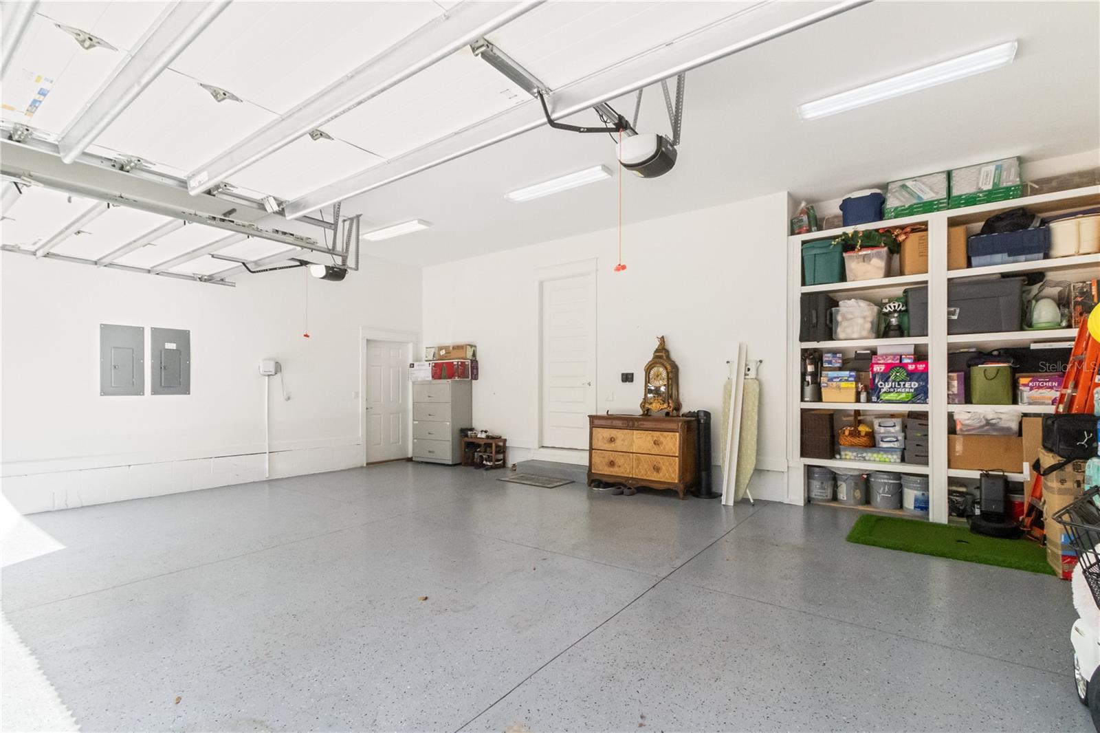 3 car garage